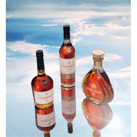 XO Cognac Courvoisier "New Range"