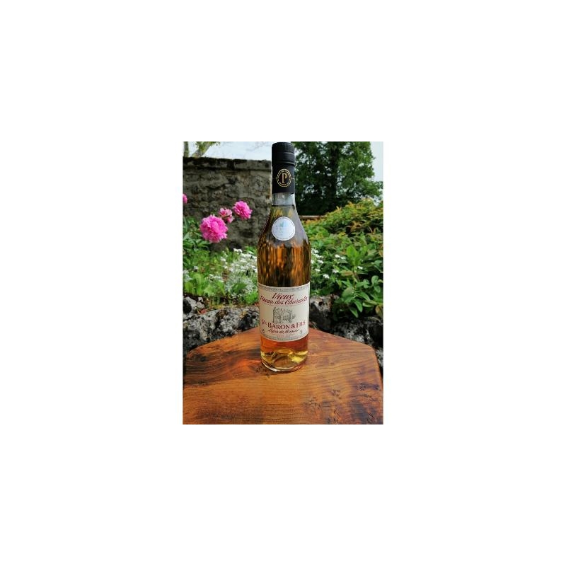 Old white Pineau des Charentes Veuve Baron & Fils